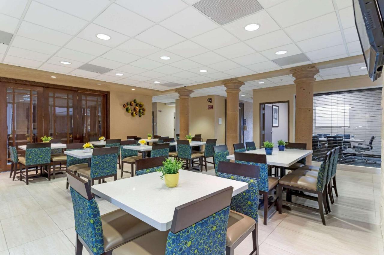 Comfort Suites Kingwood Houston North Humble 59 エクステリア 写真