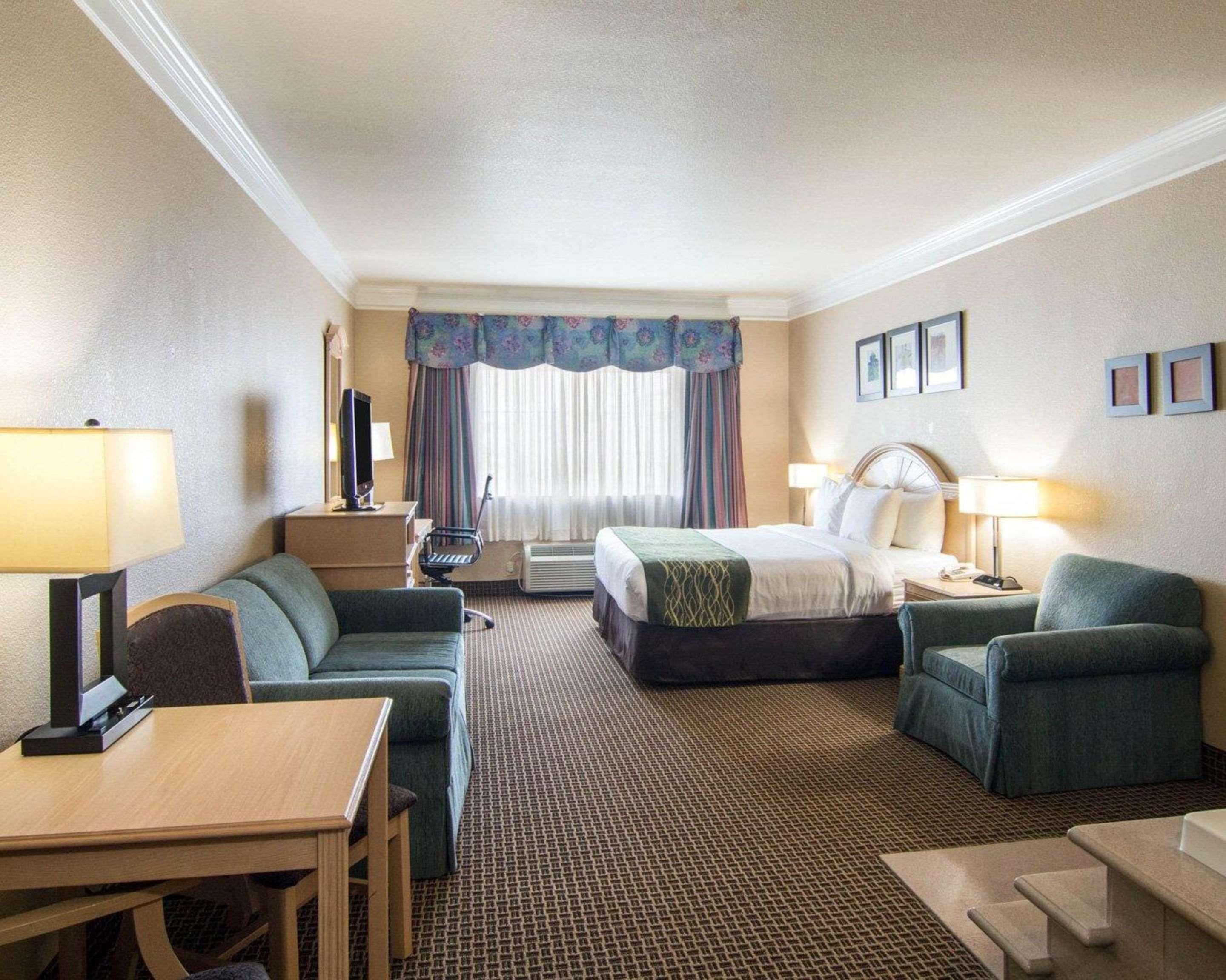 Comfort Suites Kingwood Houston North Humble 59 エクステリア 写真